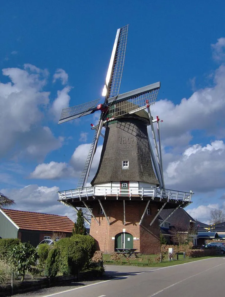 Reutum: De Vier Winden Weerselo